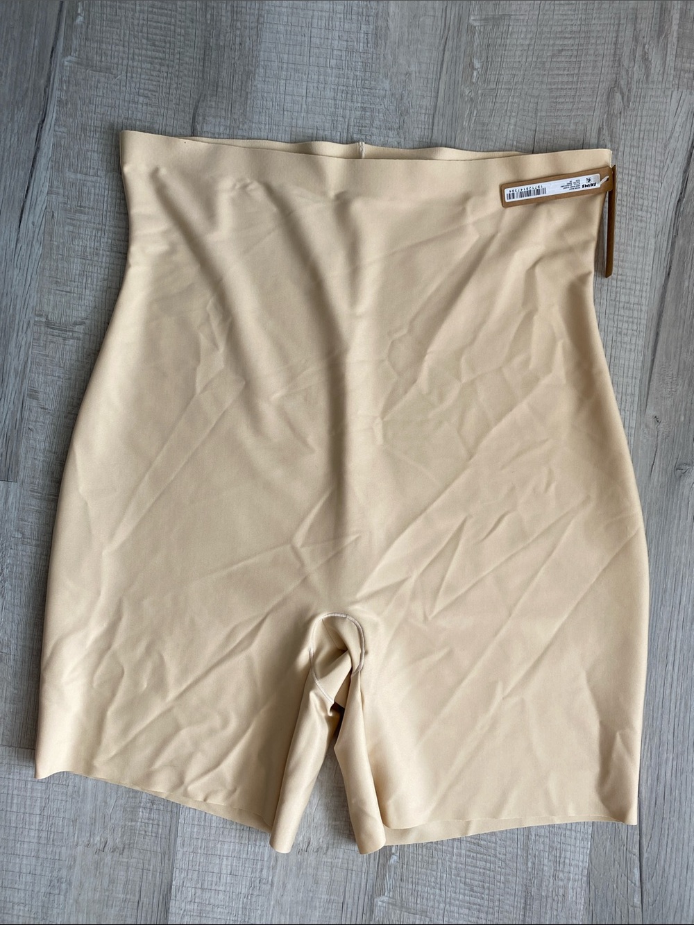 SKIMS High-Waist Seamless Shaping Shorts - Neutral Cream